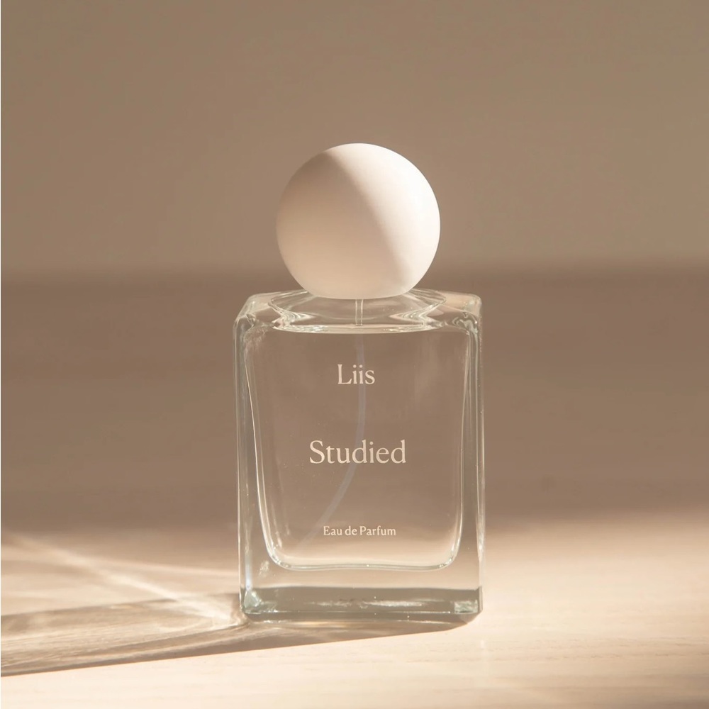 Liis Studied fragrance